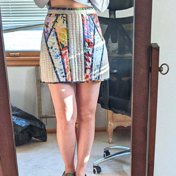 BCBG Andrick Palms Print-Blocked Miniskirt, Size 0, Stone Combo, Jacquard/Cotton - Picture 1 of 12